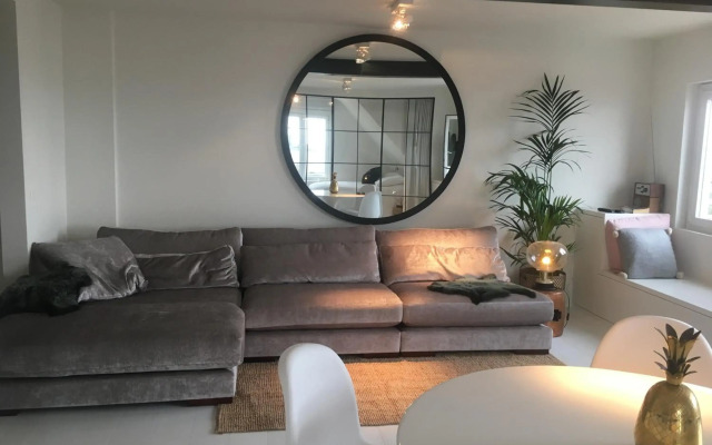 great seaview apartment