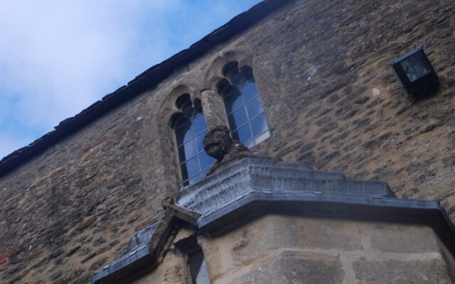 The George Inn & The Plaine