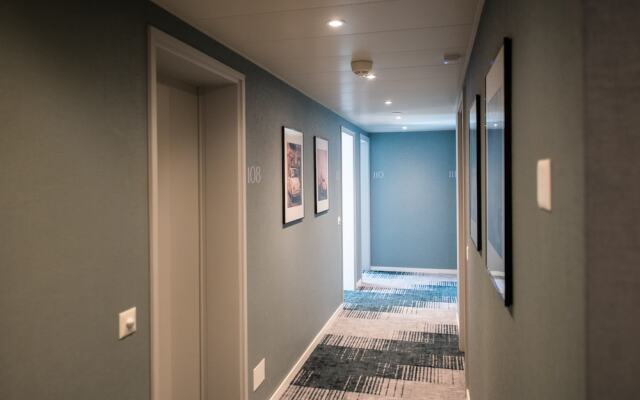 Ascona Lodge, Pool & Garden Retreat