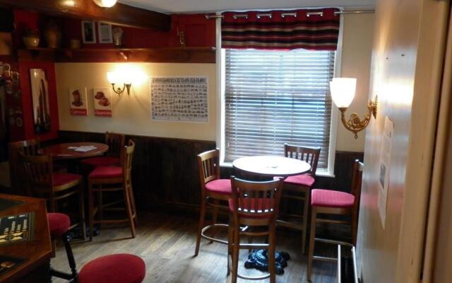 Dixie Arms