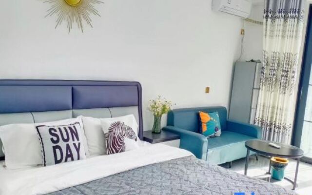 Shimeng Light Luxury Homestay