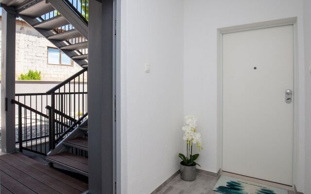 Apartments Dva Galeba