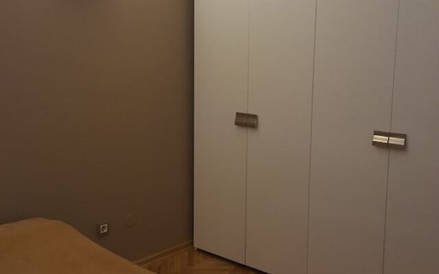 Pata Apartment