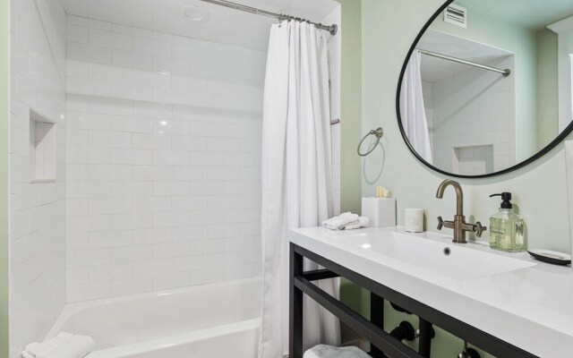 Historic Dream - Unit A