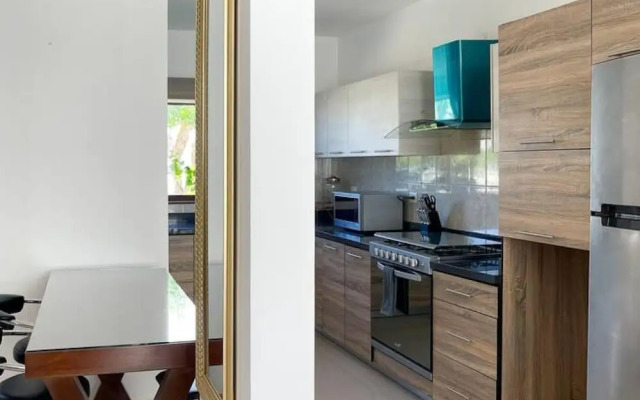 Prime Location House at Cerritos Great Price