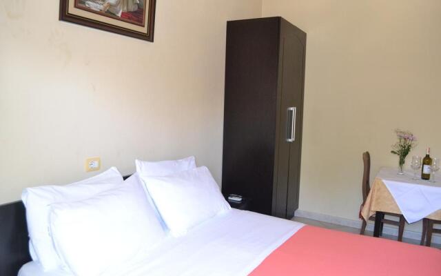 Hotel 4 Stinet