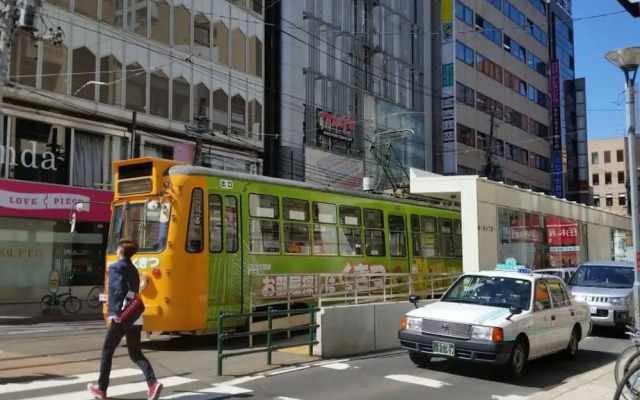 Cozy and Convenient Royal Heights