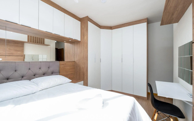 Apto em cond. c/piscina a 5min da praia MAR202