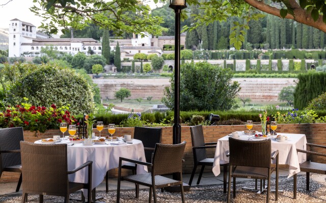 Parador de Granada Hotel