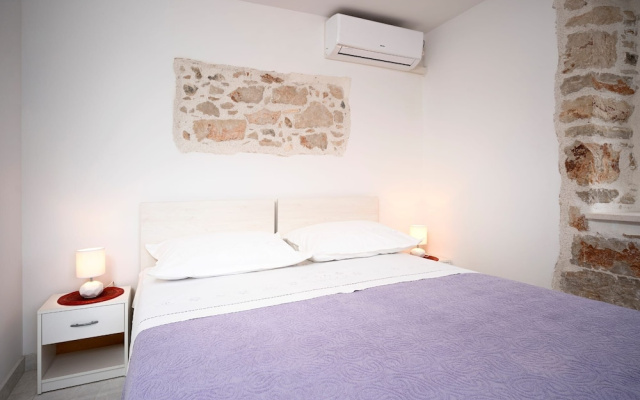 Apartments Lotti 2
