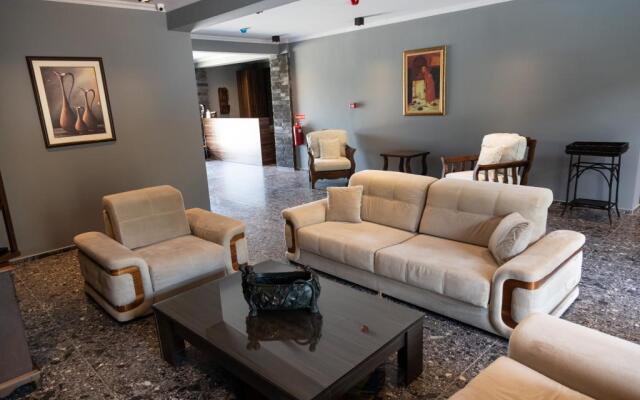 Deniz Otel Sarigerme