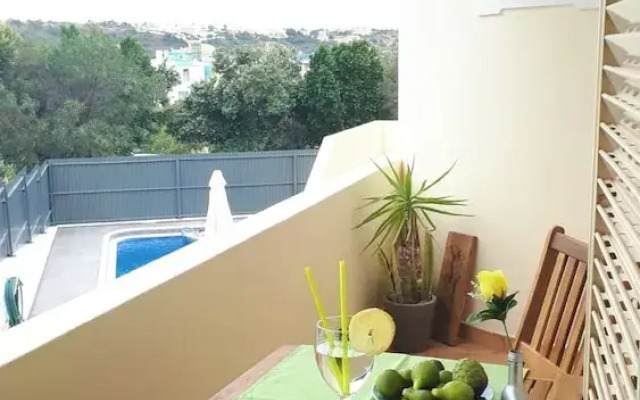 Marina Vila Apartment With Pool