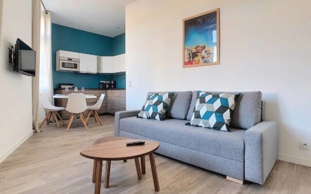 Beautiful Apart in Private Building, Cannes Center