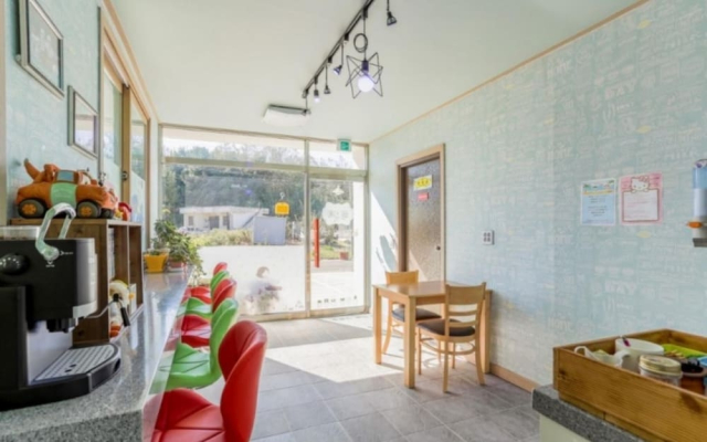 Sokcho Santorini Pension