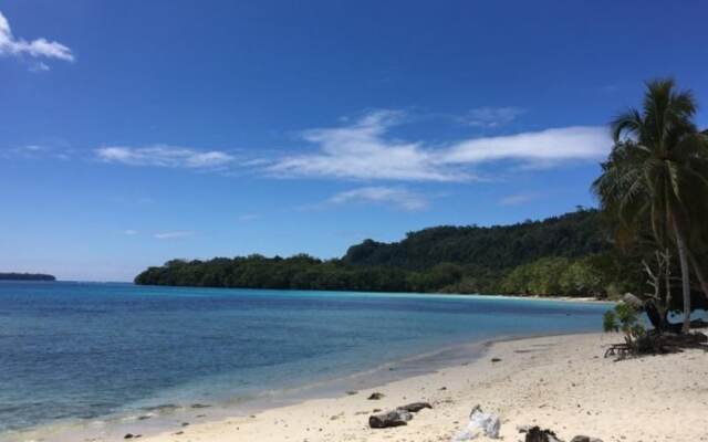 Lonnoc Beach Bungalow