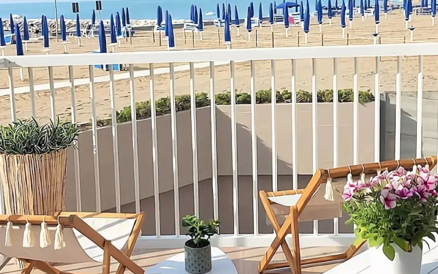 Apartment in Porto Santa Margherita With Terrace