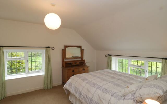 Lambrook Cottage