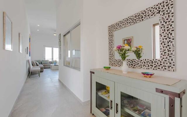 Luxury 2 bedroom Apartment Beautiful View