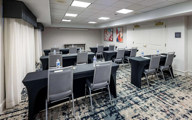 Homewood Suites by Hilton Jacksonville-South/St. Johns Ctr.