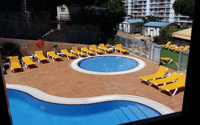 Camping El Far