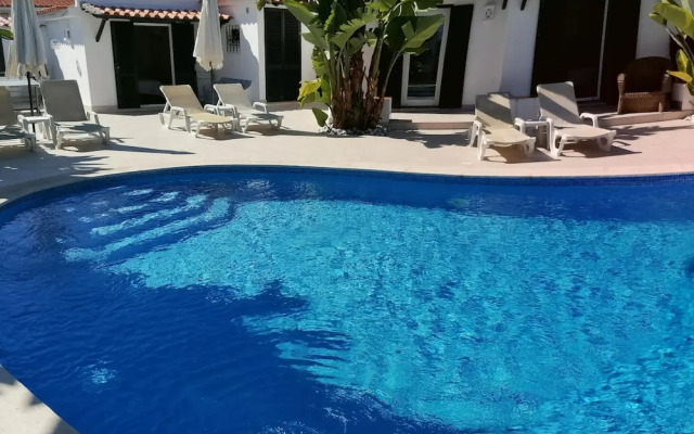 Villa 15,great Spot Ourabeach, Albufeira