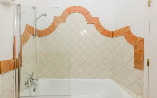 Casa Omlandia With Pool - Lagos Old Town