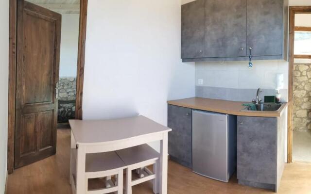 Stella's [bakery] apartment