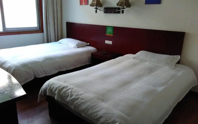 Shengbao Inn