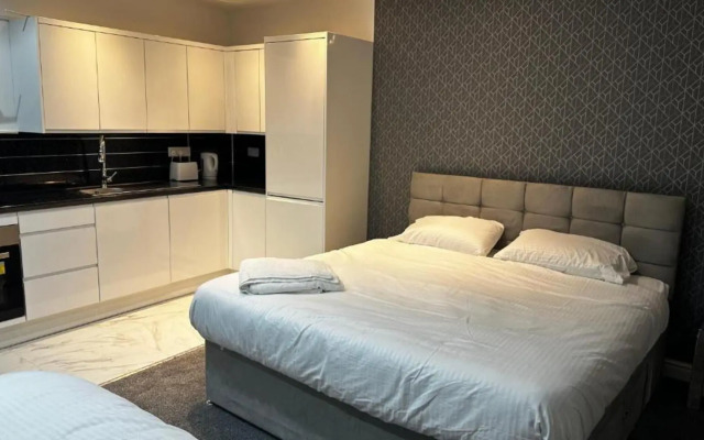 Cheetham Hill Guest House