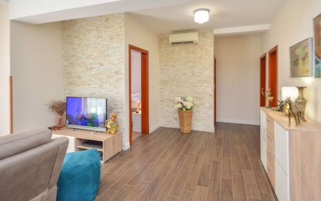 House Valdor Cervia