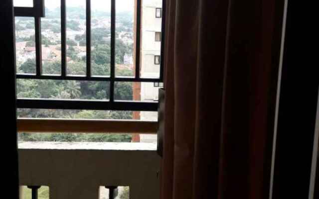 Ester Room Apartemen Kebagusan City