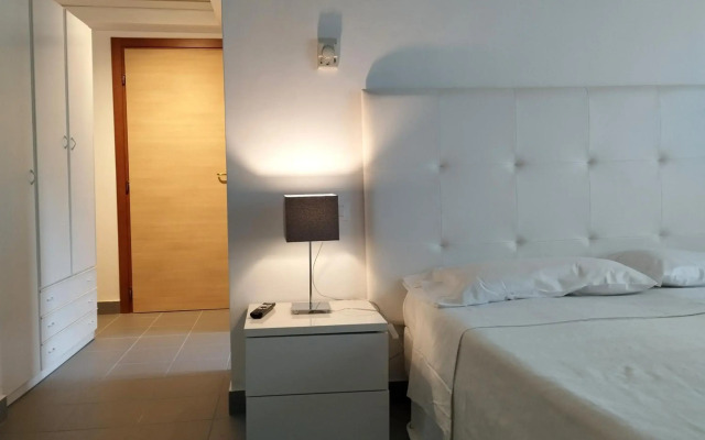 Hotel Desire'