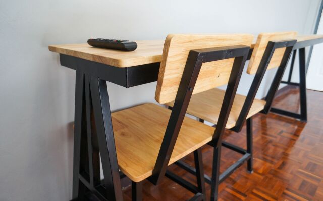 Lux Rooms Night Bazaar