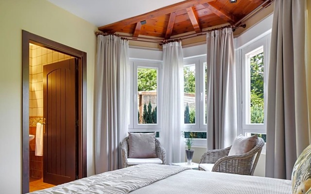 Отель Txoriene — Arrieta