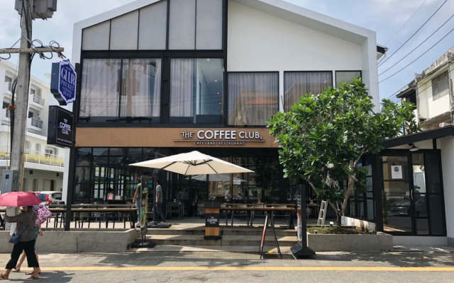 Glur Phuket Patong Beach