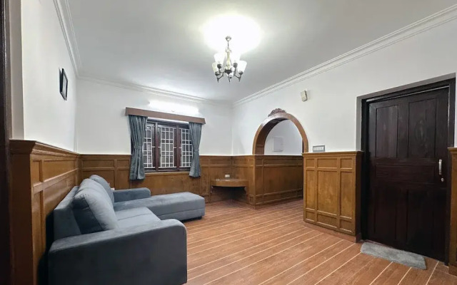 Travel & Stay