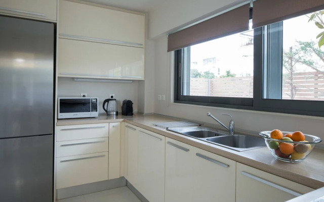 Elaia Luxury Condo Glyfada