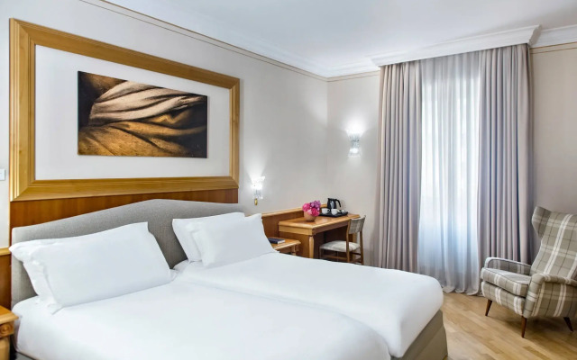 Renaissance Naples Hotel Mediterraneo