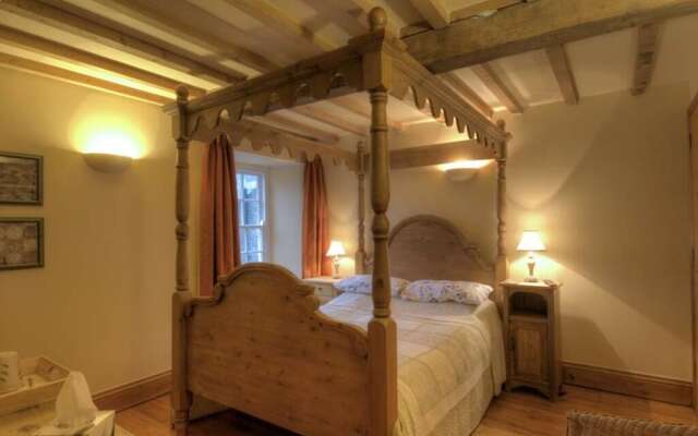 Riverside Bed & Breakfast