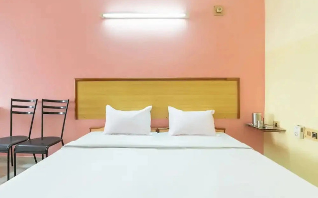 Udupi Sindhuri Inn by OYO Rooms