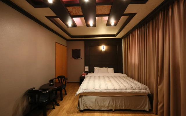 Raemian Motel