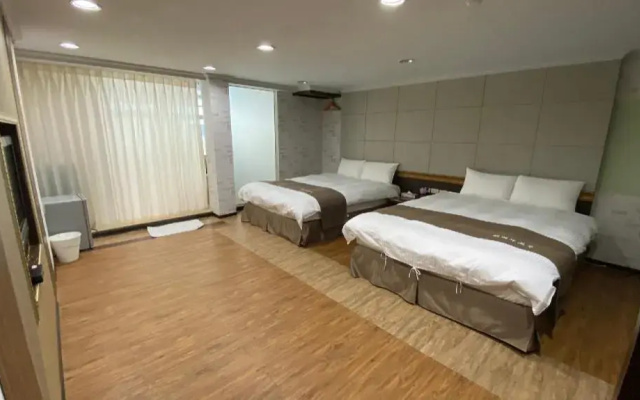 Kylin Peak Hotspring Resort