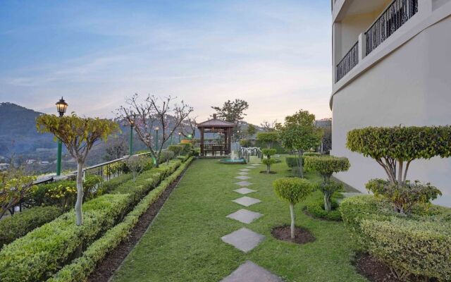 The Prince - A Lake Facing Resort and Spa