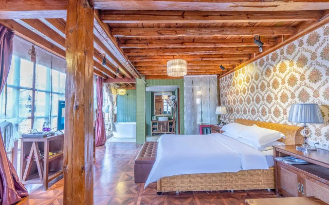 Mosuo Inn