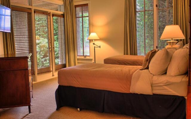 Poets Cove Resort & Spa