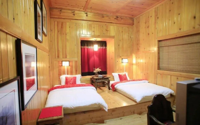 Shangri-la Zhengyi Homestay