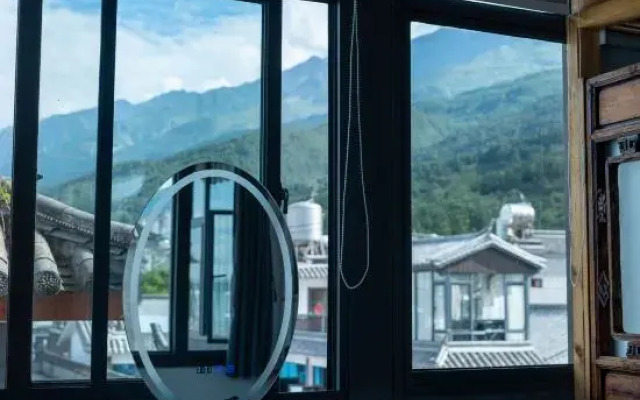 Two thousand inn above sea level