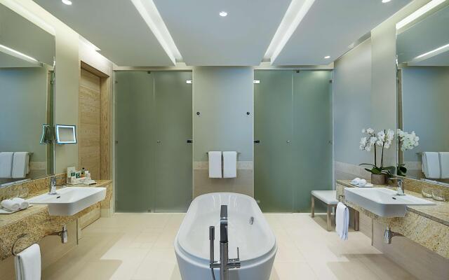 Hilton Dead Sea Resort & Spa