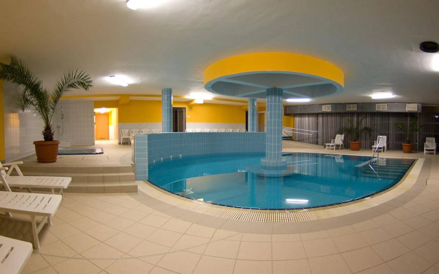 SunGarden Wellness & Conference Hotel