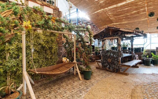 RedDoorz Plus near Strawberry Farm Baguio